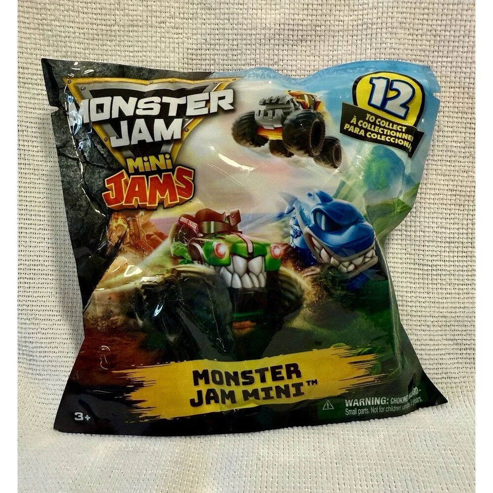 Monster Jam Series 20 Mini Megalodon Monster Truck #542 Rare Chase
